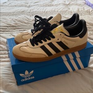Adidas Samba Shoes in Cream and Black